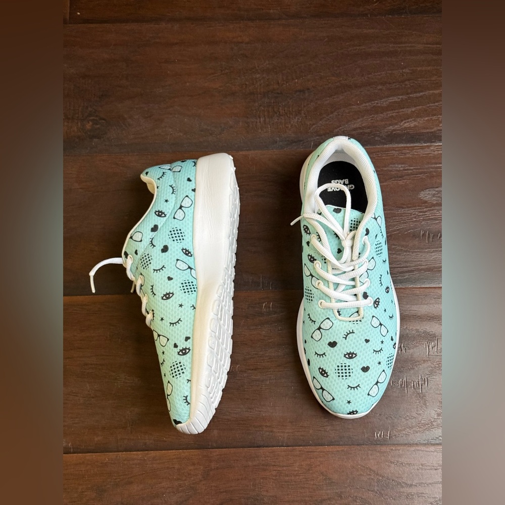 Groove Bags Women's RX Eye Glasses Pattern Chunky Sneakers Size 10W